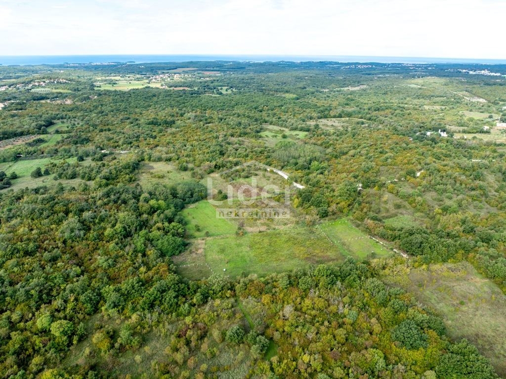 Zemljišče Kirmenjak, 4527m2