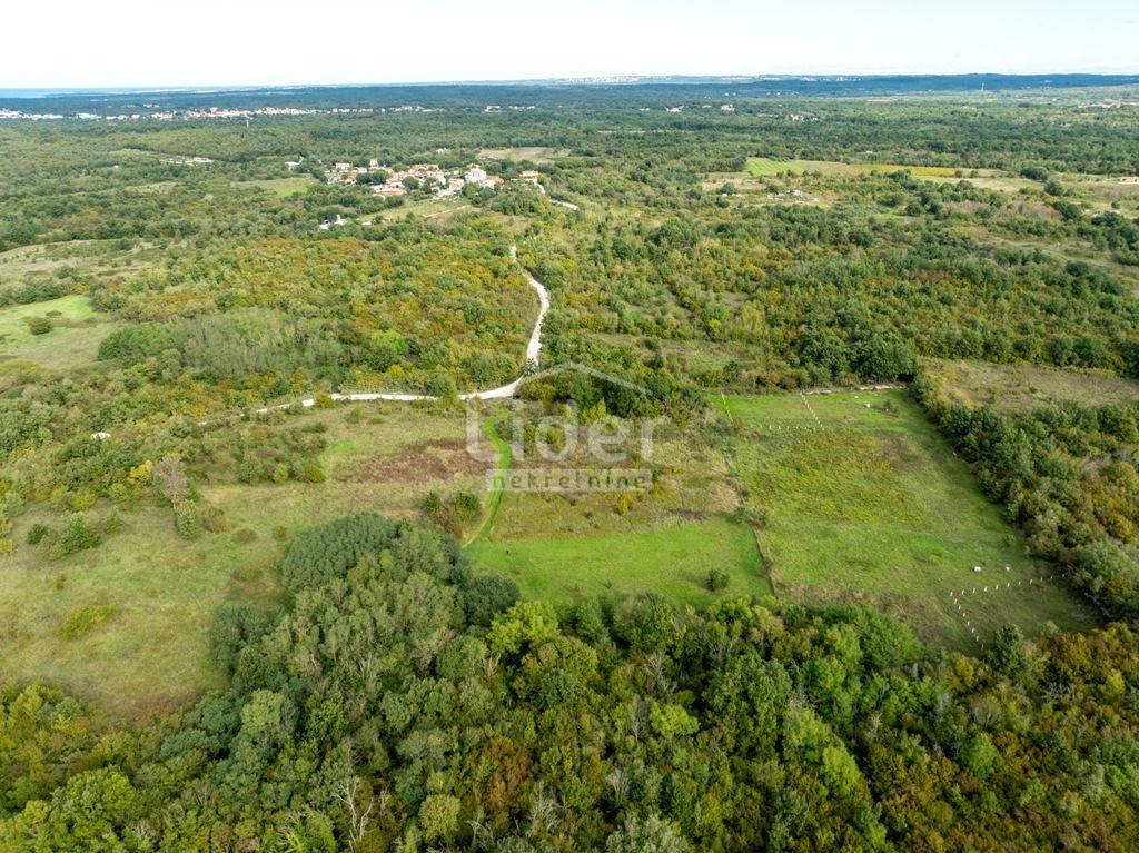 Zemljišče Kirmenjak, 4527m2