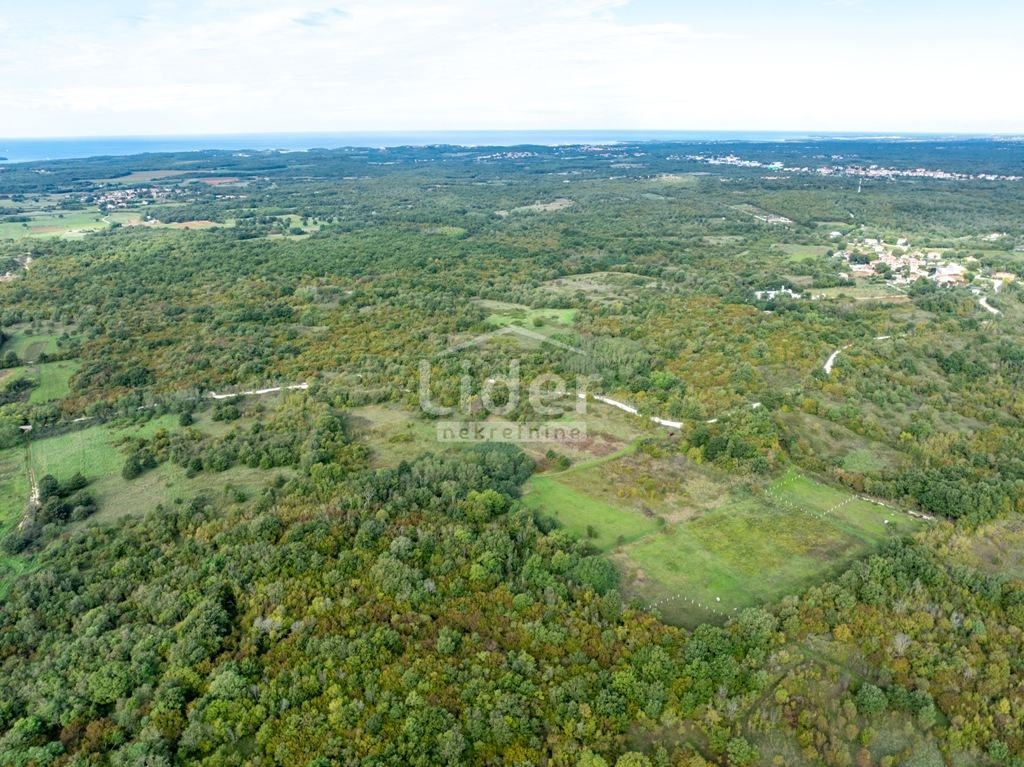 Zemljišče Kirmenjak, 4527m2