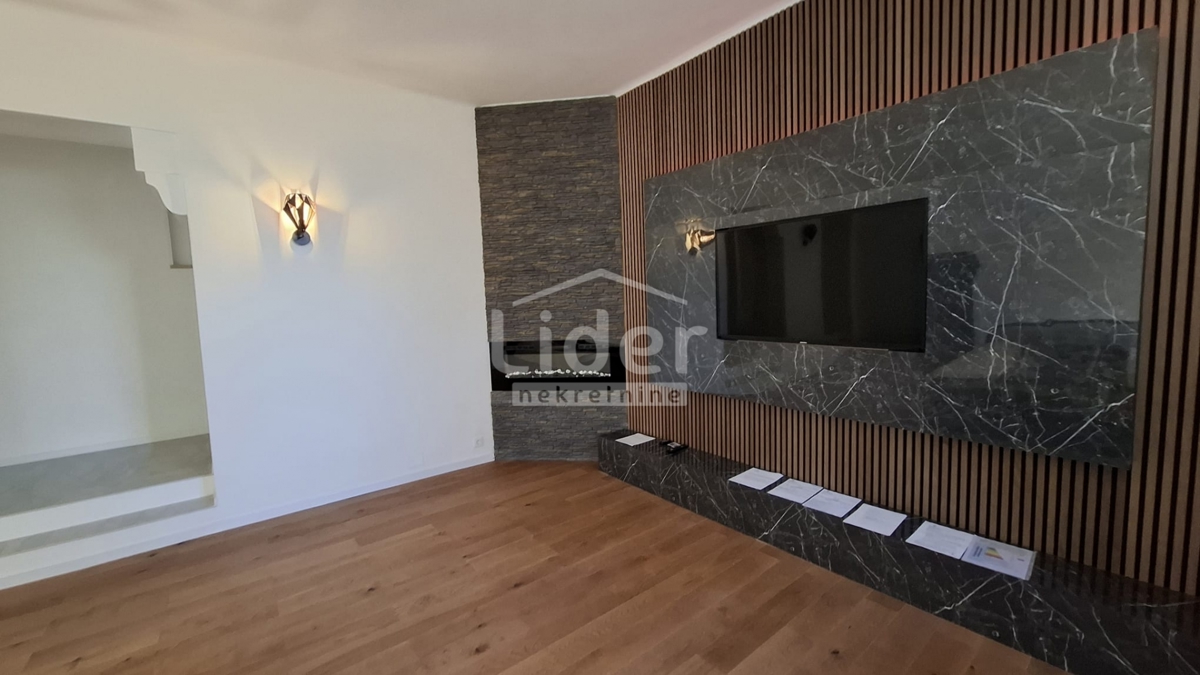 Hiša Opatija - Centar, 153m2