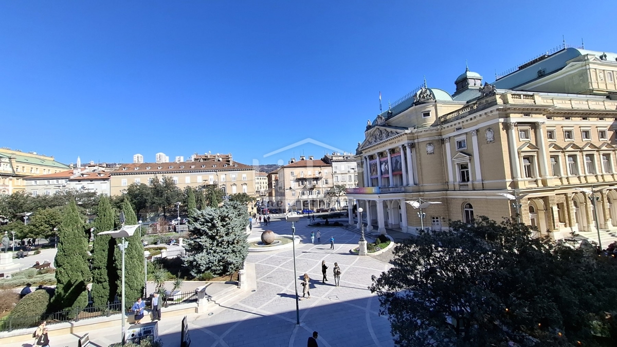 Stanovanje Centar, Rijeka, 80m2
