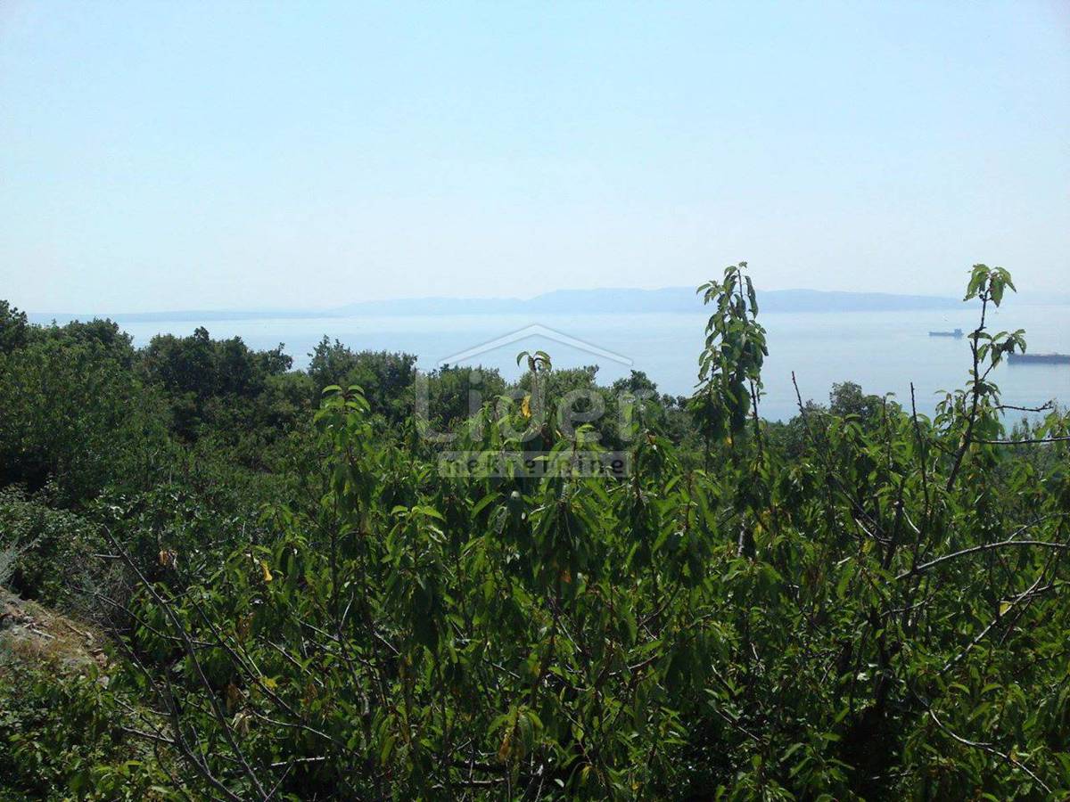 Zemljišče Kostrena Sveta Lucija, 910m2