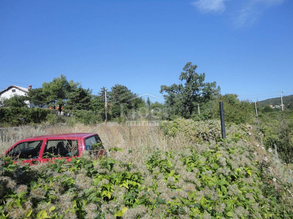 Zemljišče Drenova, 1658m2
