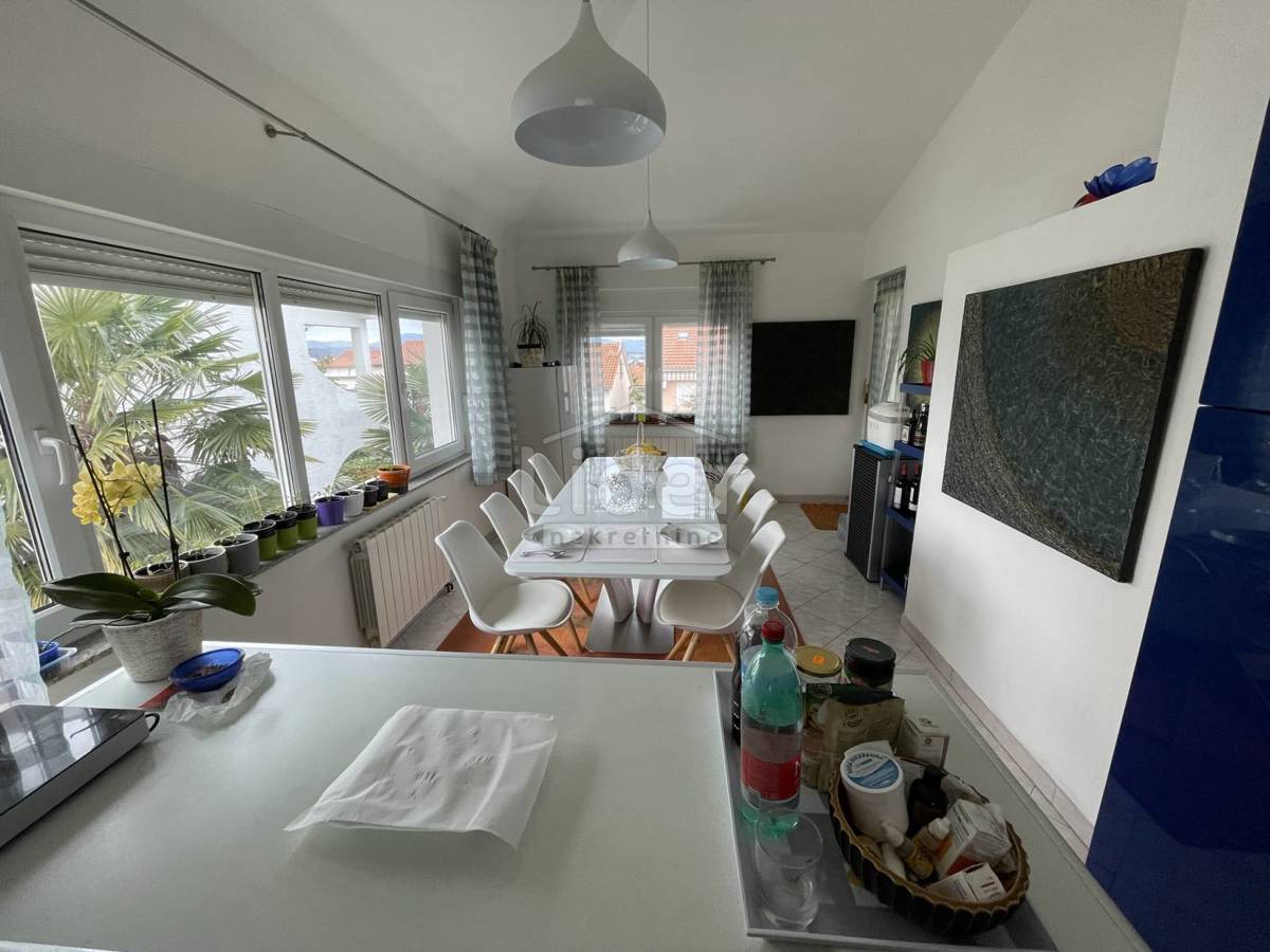 Hiša Malinska, 300m2