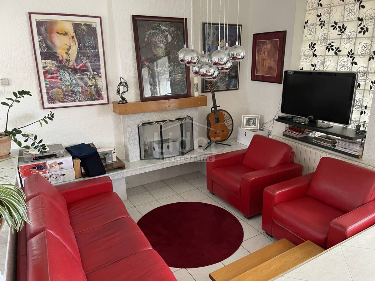 Hiša Malinska, 300m2