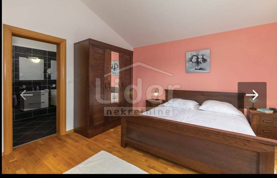 Hiša Juršići, 240m2