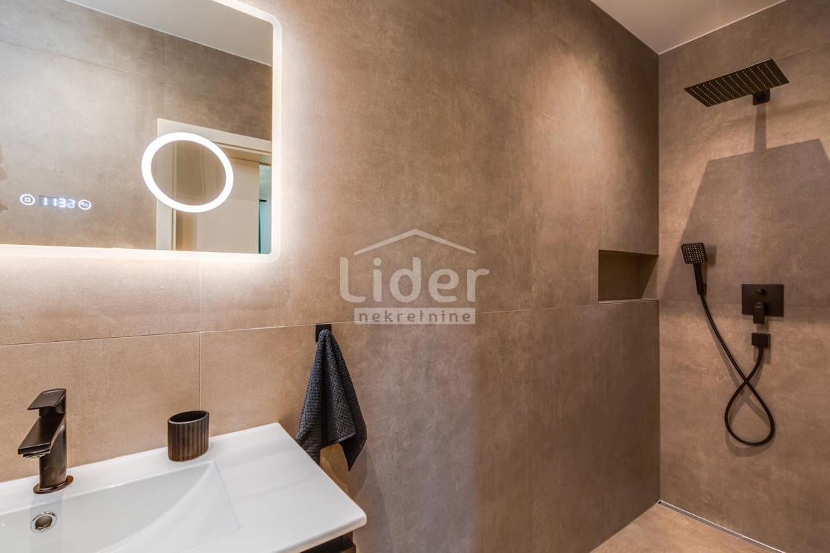 Hiša Lakmartin, 140m2