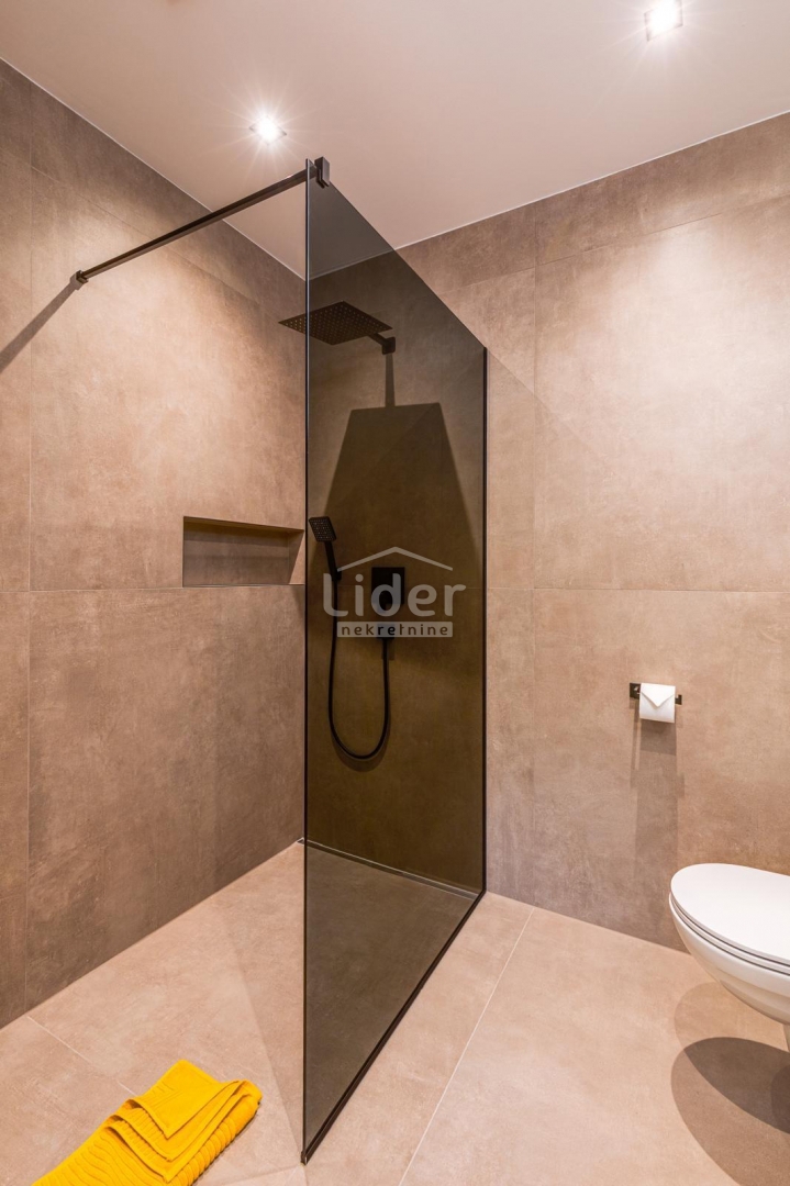 Hiša Lakmartin, 140m2