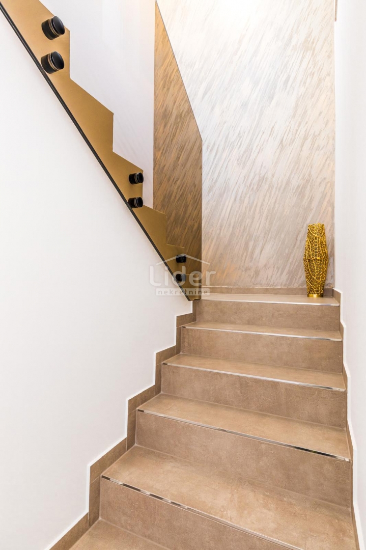 Hiša Lakmartin, 140m2