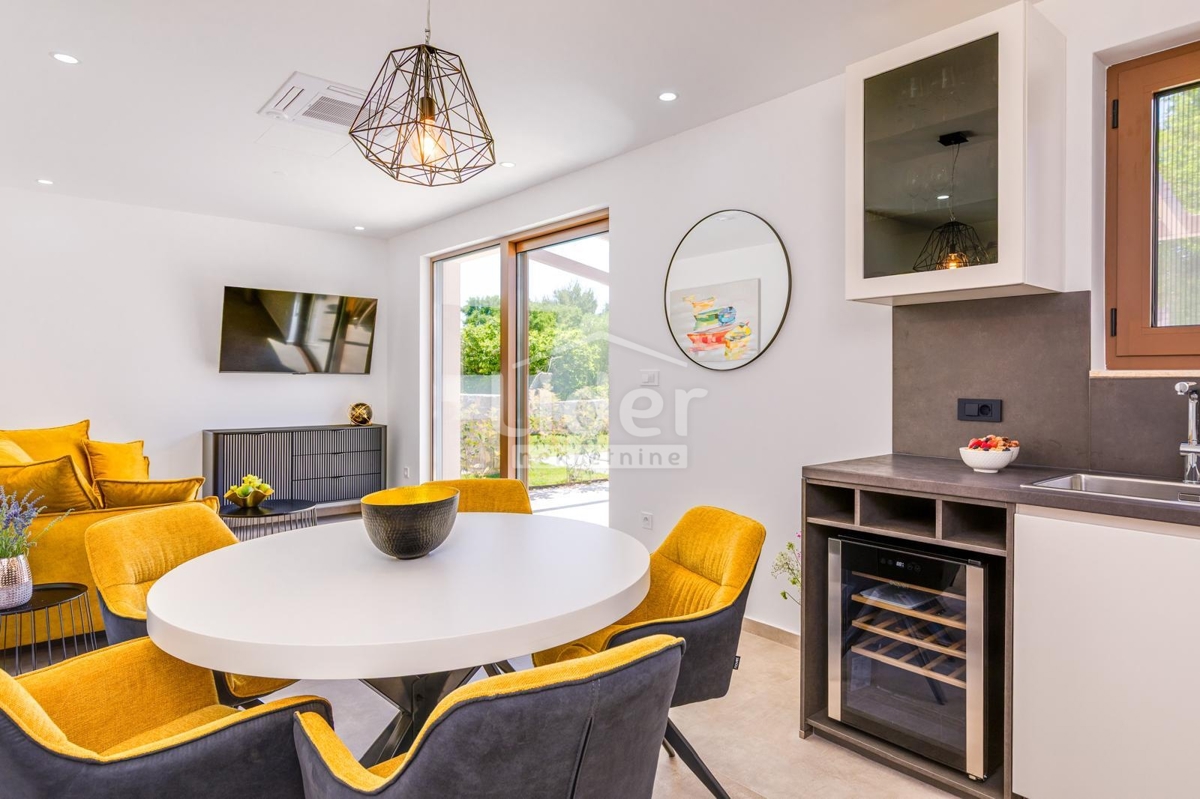 Hiša Lakmartin, 140m2