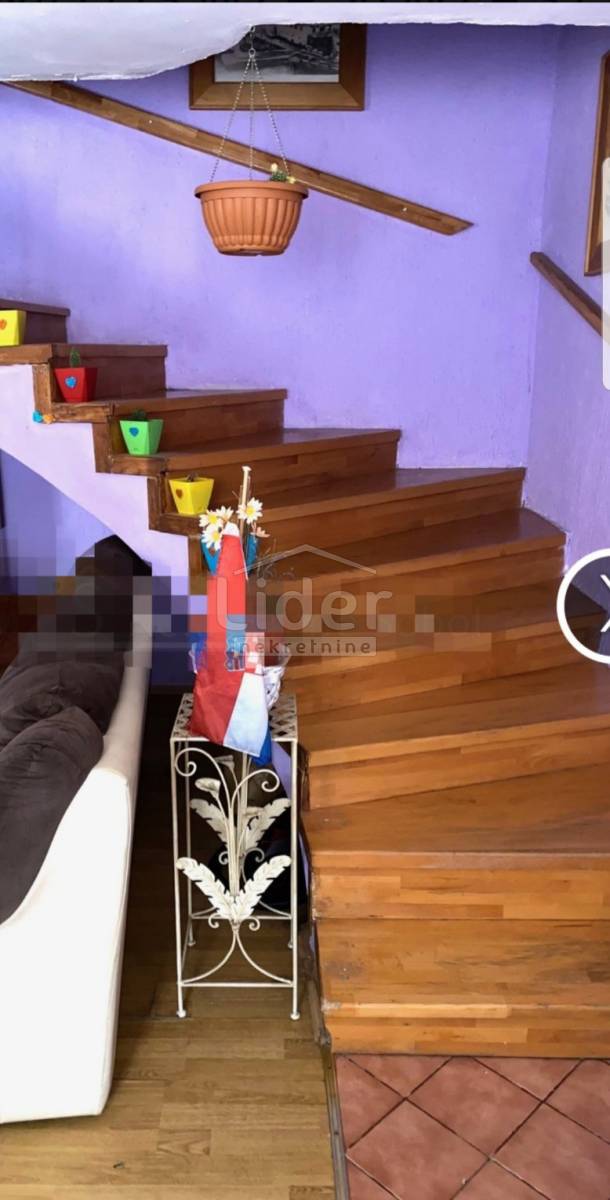 Hiša Mali Lošinj, 198m2