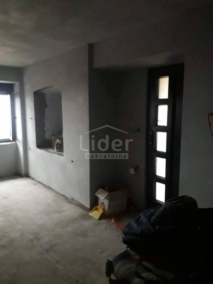 Hiša Kostrena Sveta Lucija, 210m2