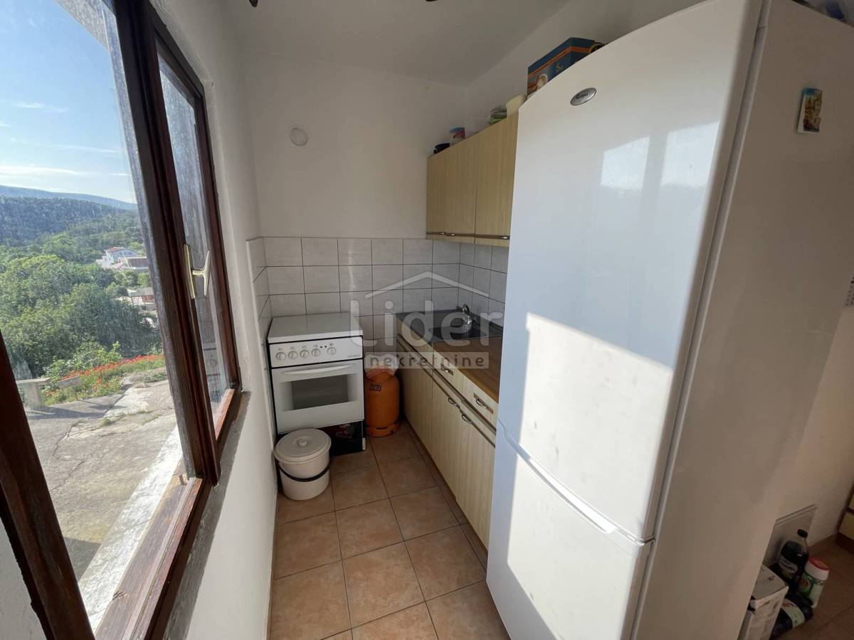 Hiša Donji Karin, 180m2