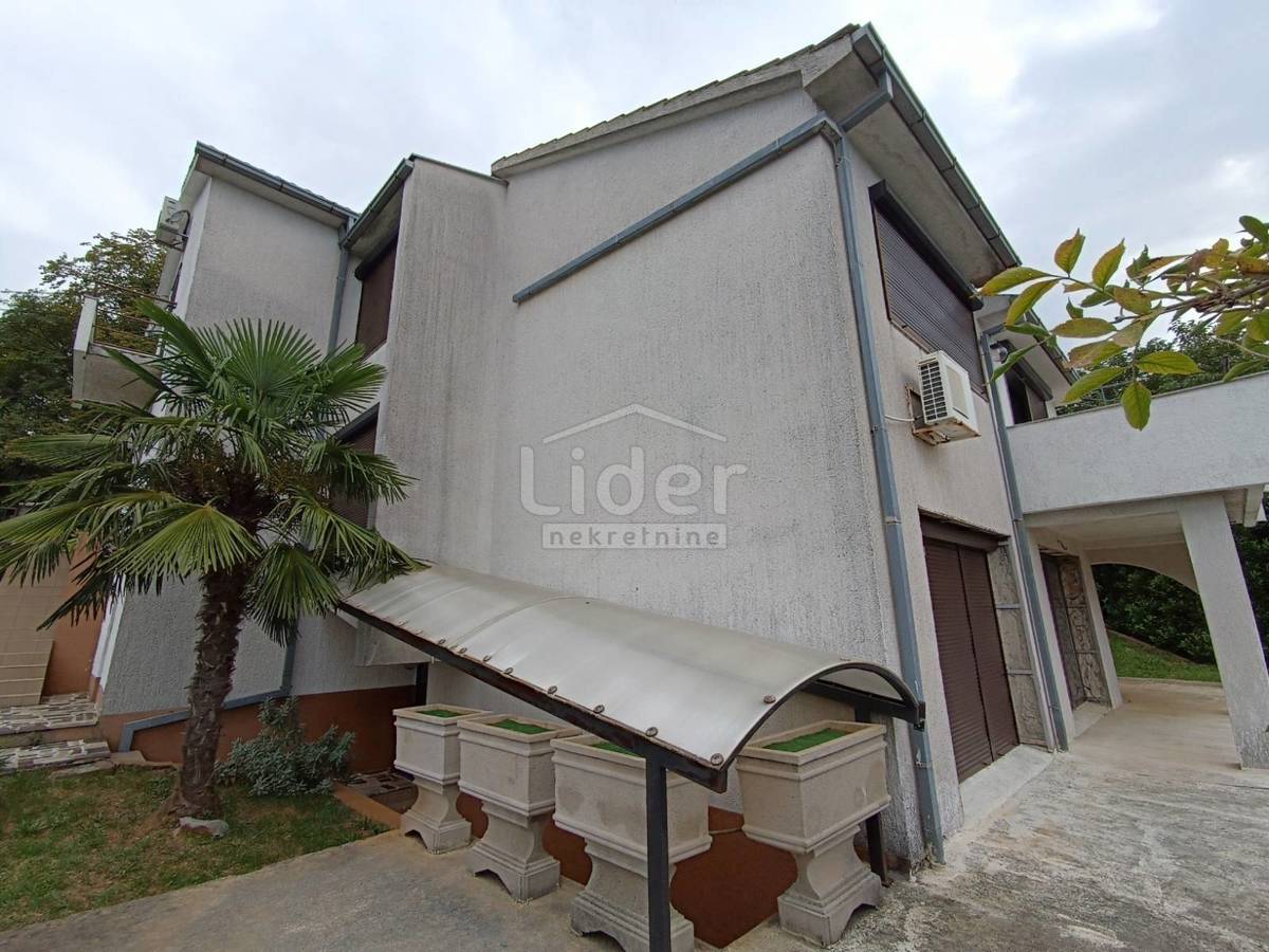 Hiša Saršoni, 476m2