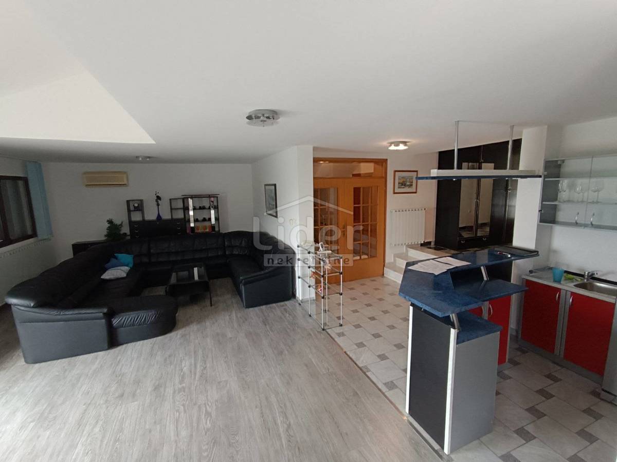 Hiša Saršoni, 476m2