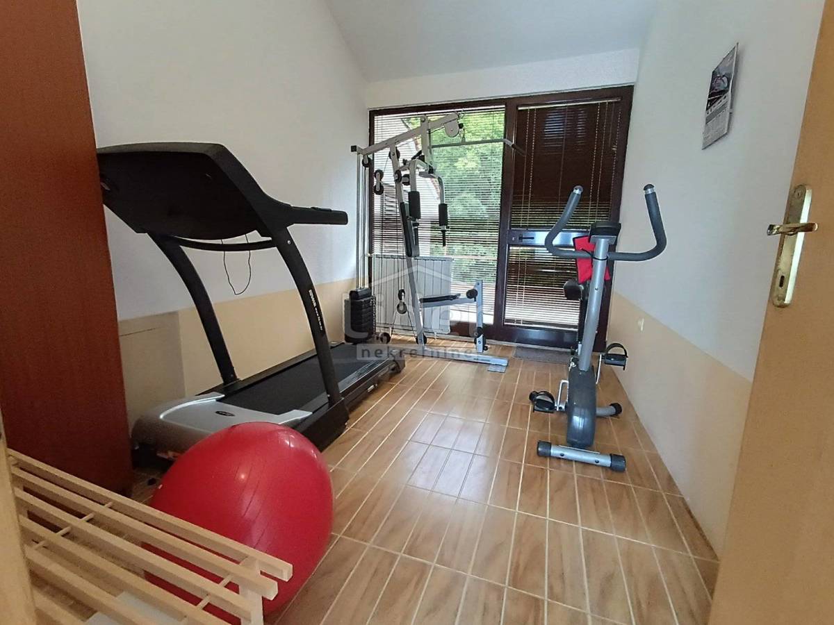 Hiša Saršoni, 476m2