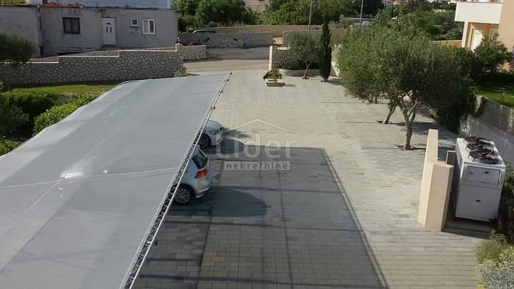 Poslovni prostor Novalja, 1000m2