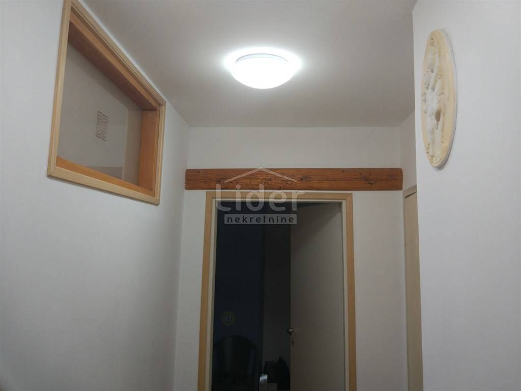 Stanovanje Centar, 98m2