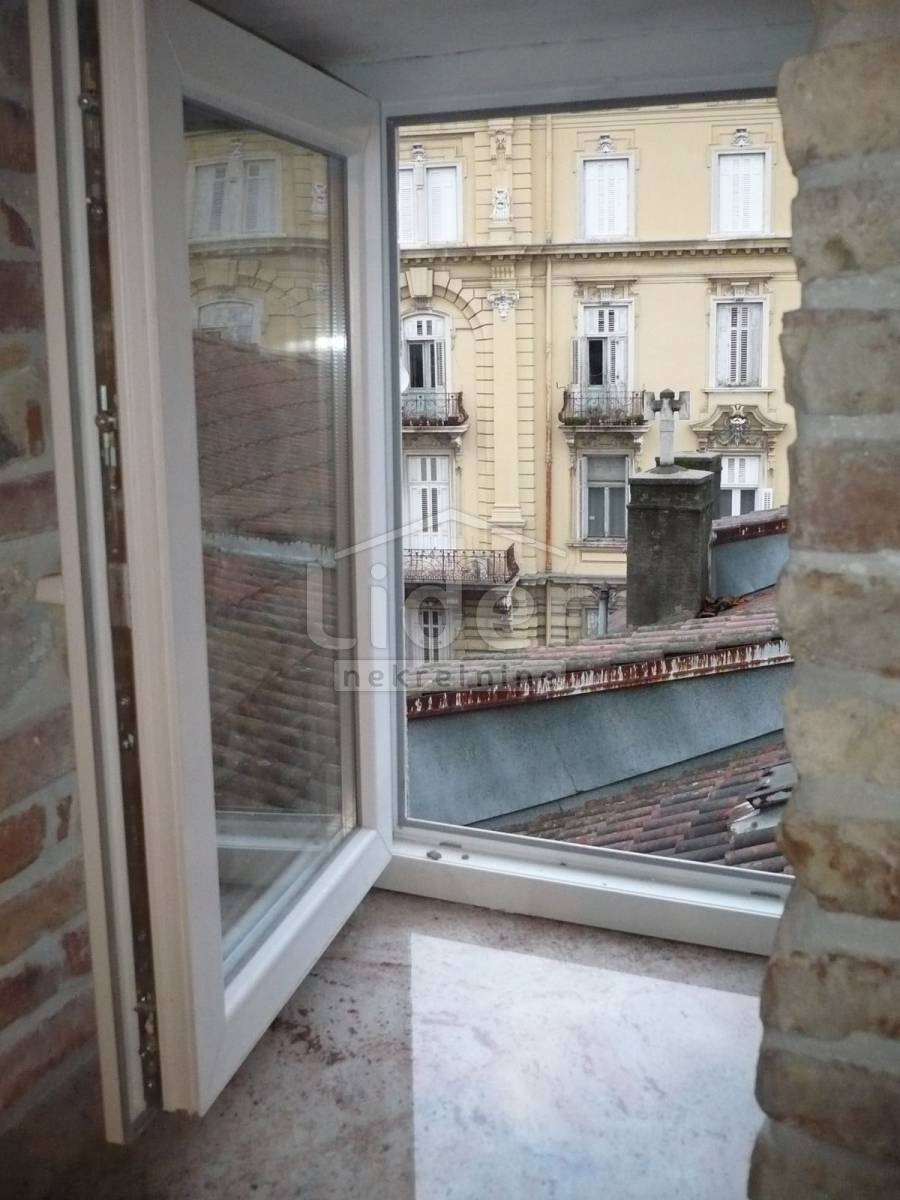 Stanovanje Centar, 98m2