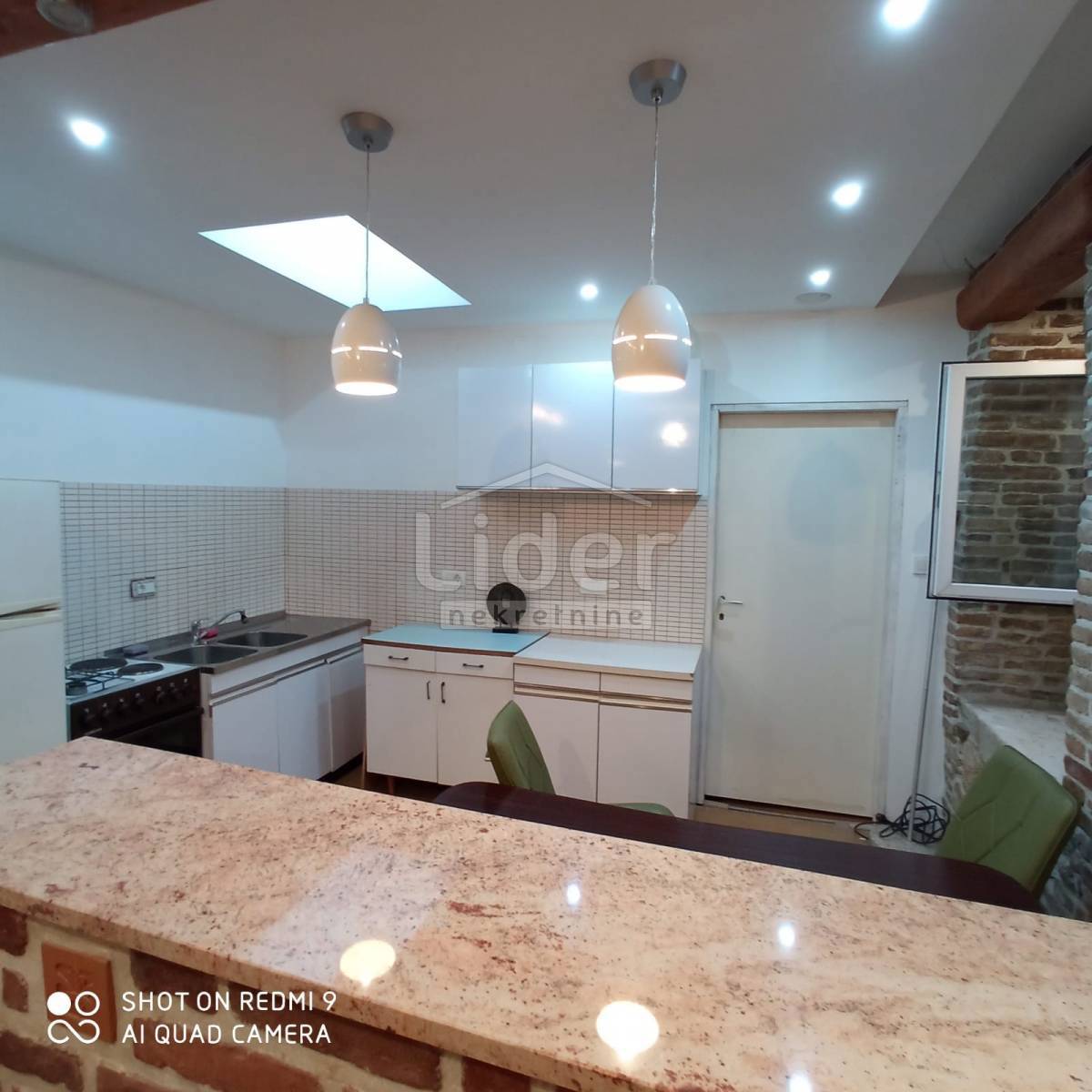 Stanovanje Centar, 98m2