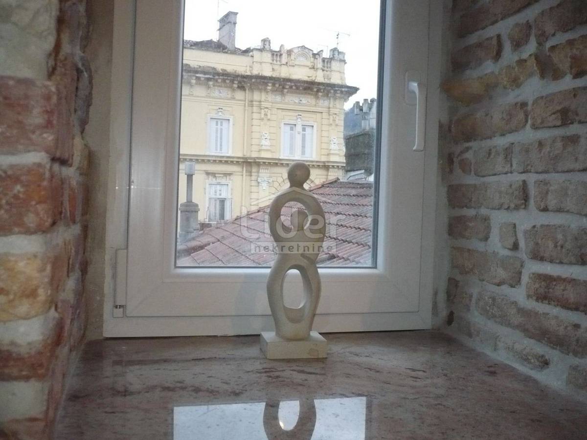 Stanovanje Centar, 98m2