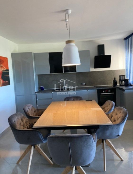 Apartma Jadranovo, 127m2