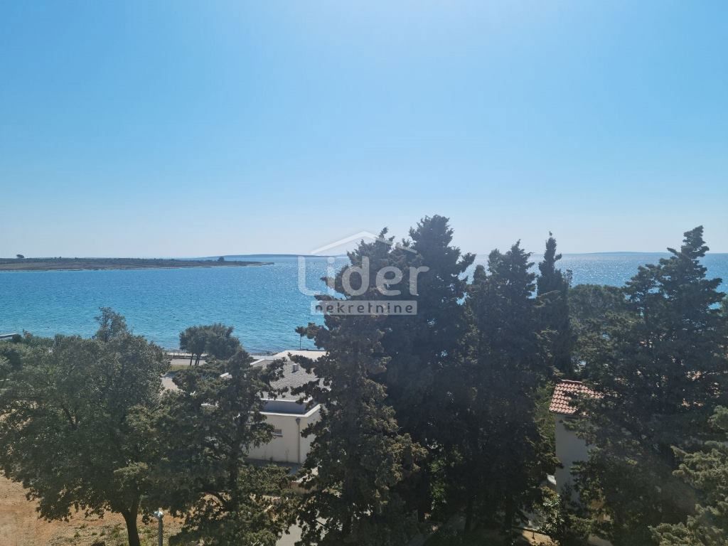 Apartma Novalja, 114m2