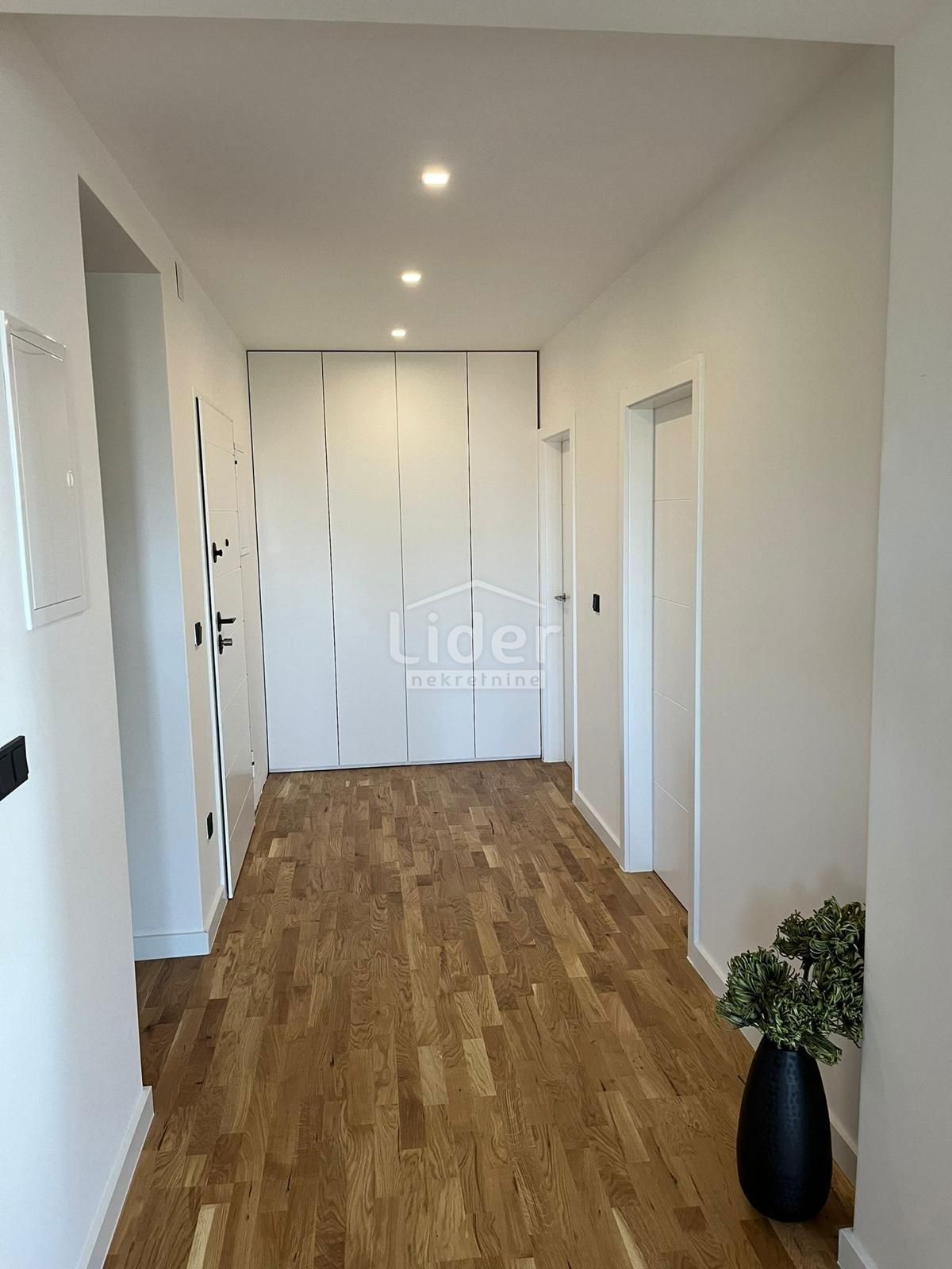 Apartma Novalja, 114m2