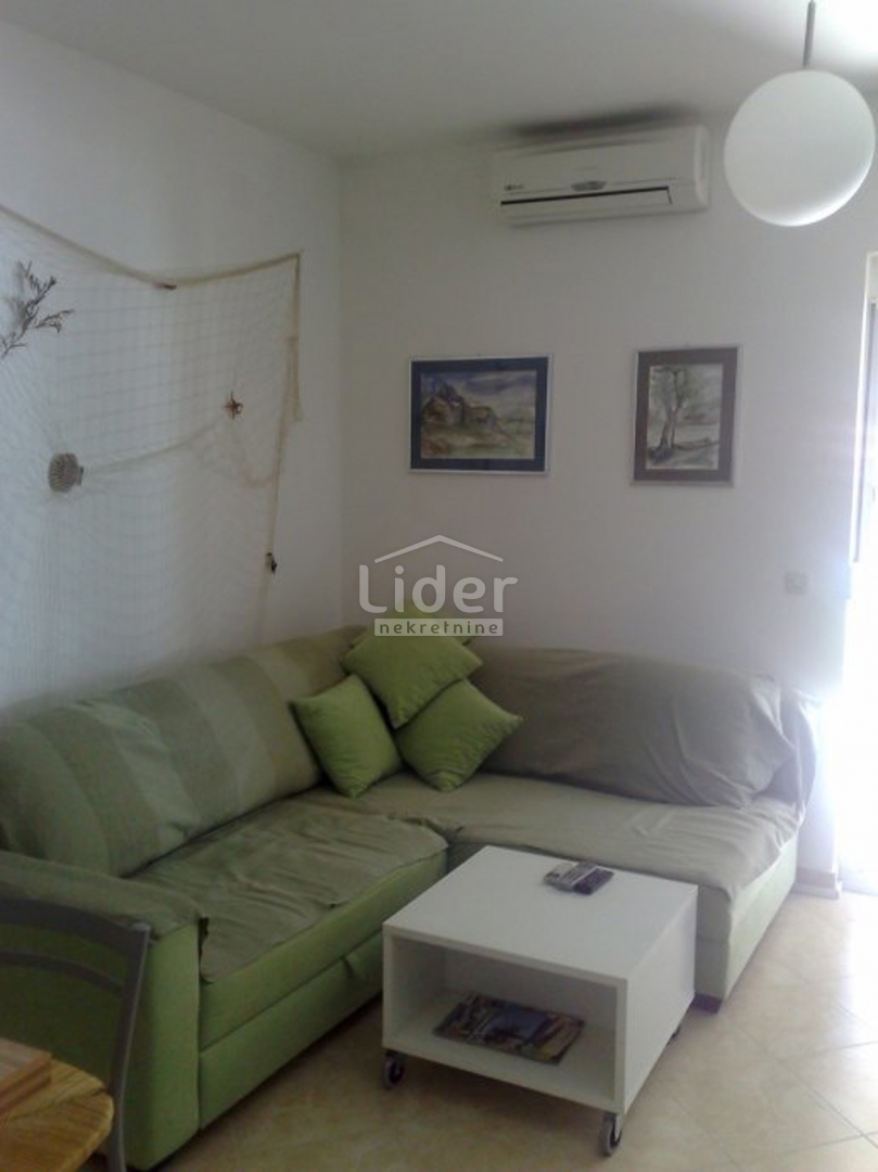 Apartma Novalja, 55m2