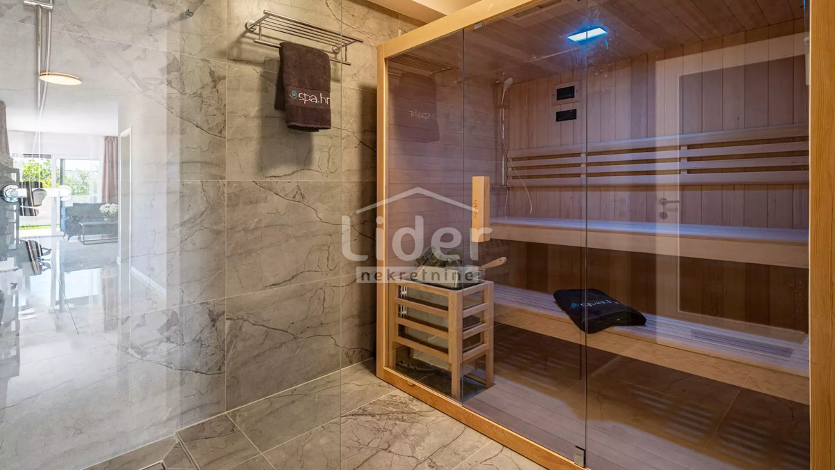 Hiša Barbat na Rabu, 300m2