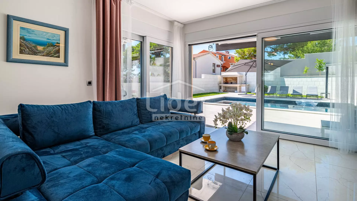 Hiša Barbat na Rabu, 300m2