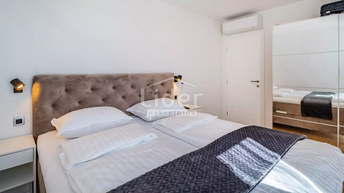 Hiša Barbat na Rabu, 300m2