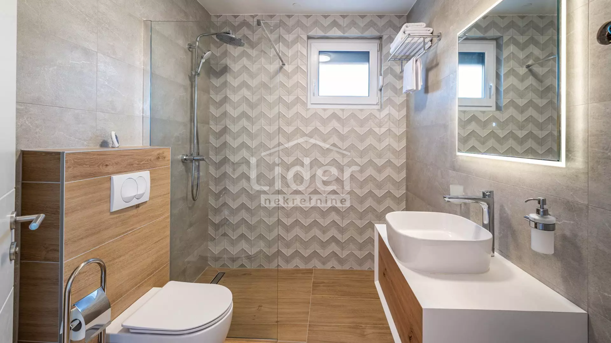 Hiša Barbat na Rabu, 300m2