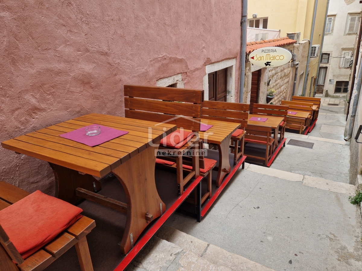 Poslovni prostor Rab, 80m2