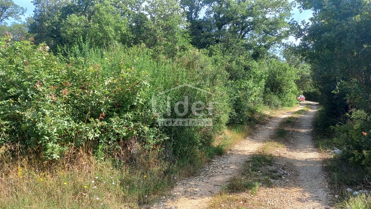 Zemljišče Rovinj, 12921m2