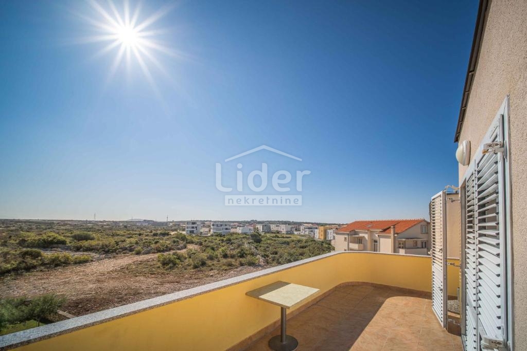 Apartma Novalja, 95m2