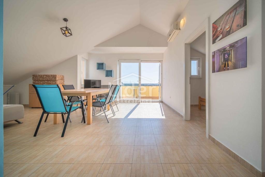 Apartma Novalja, 95m2