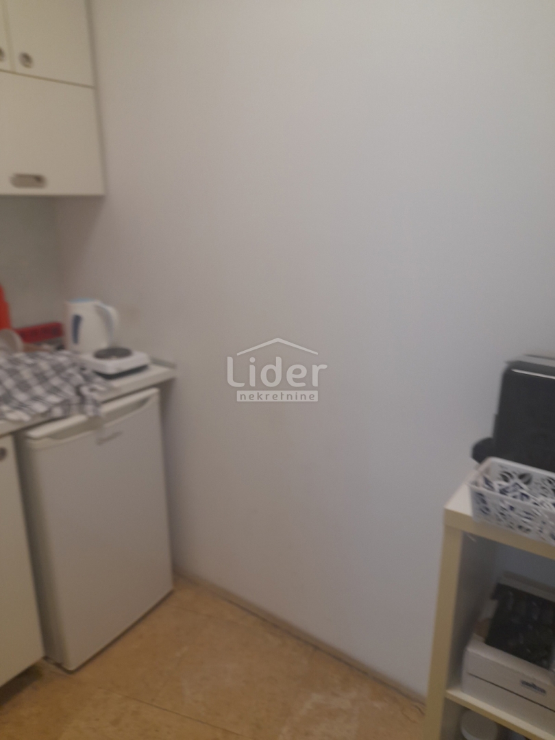 Poslovni prostor Krnjevo, 88m2