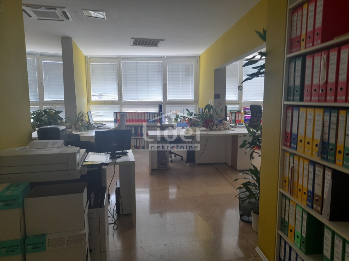 Poslovni prostor Krnjevo, 88m2