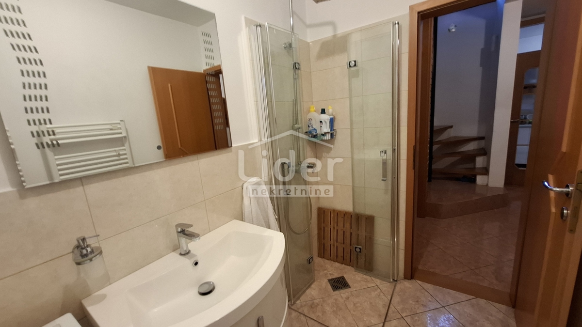 Hiša Viškovo, 196m2