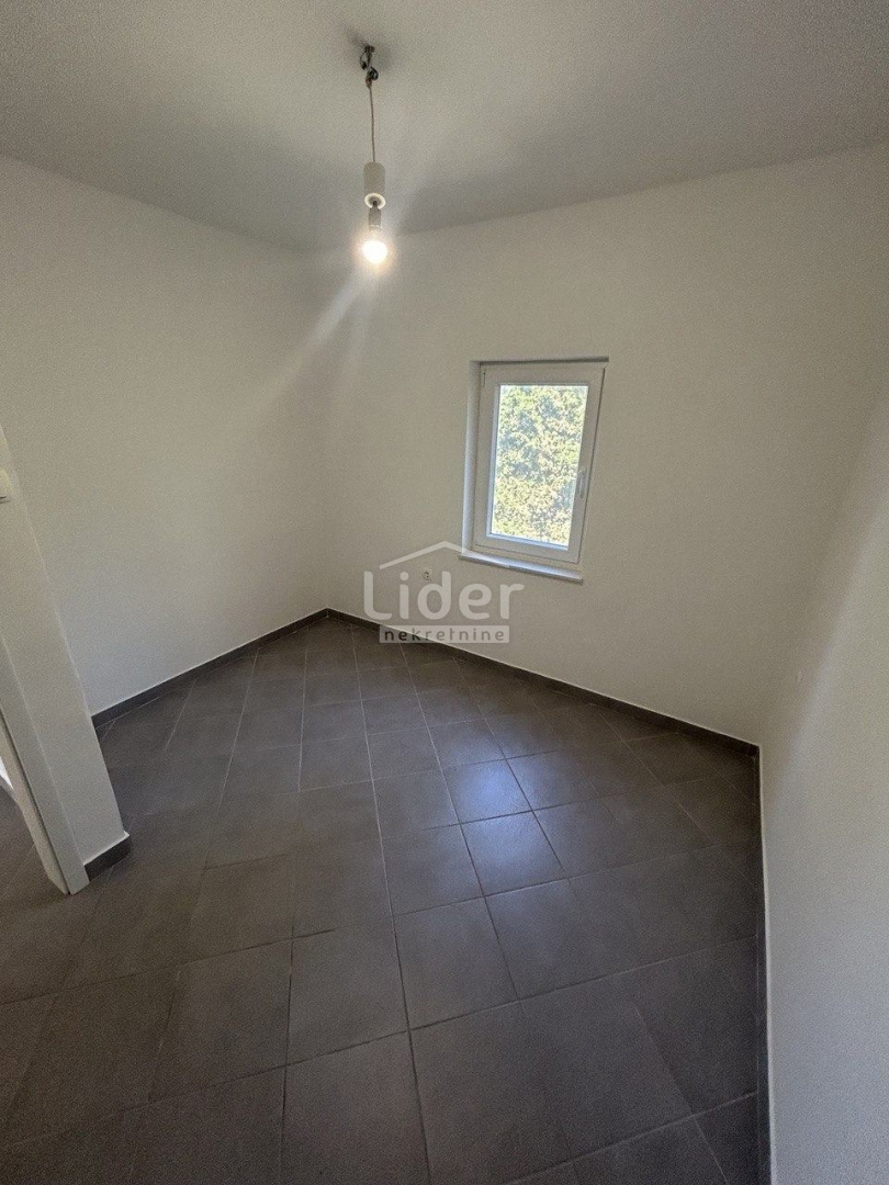 Apartma Novalja, 37m2