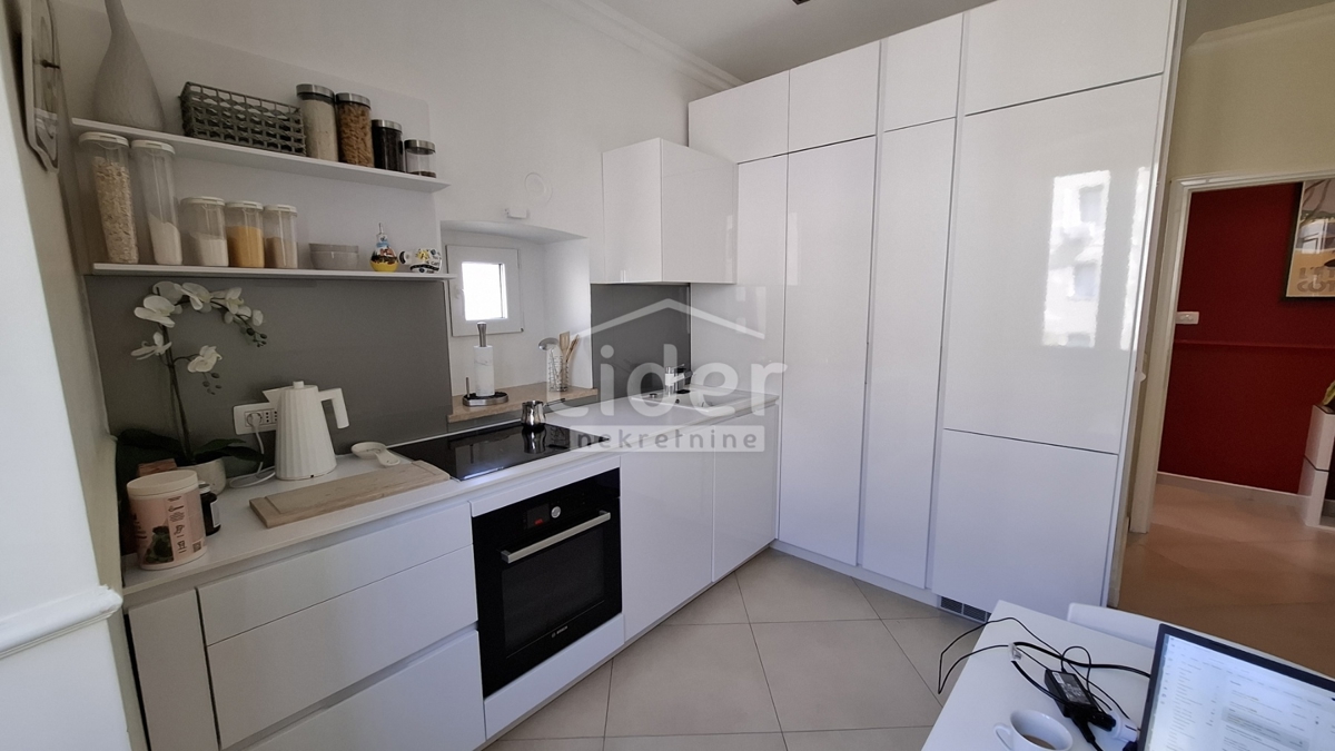 Stanovanje Centar, 78m2