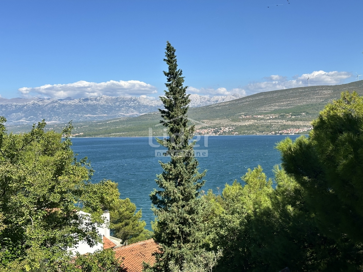 Hiša Donji Karin, 190m2