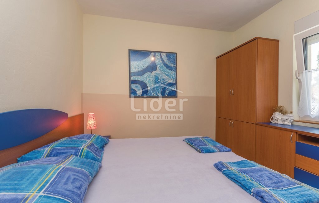 Hiša Donji Karin, 190m2