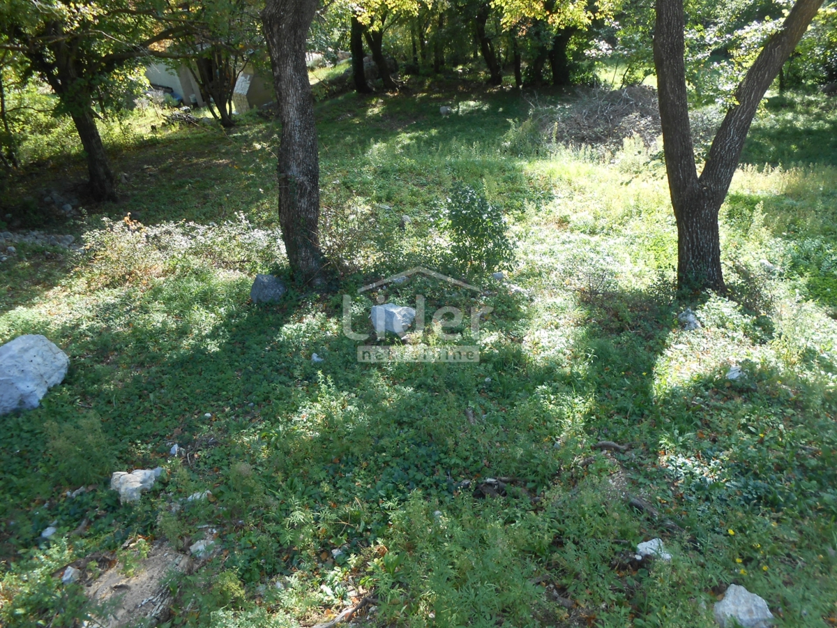 Zemljišče Grižane-Belgrad, 1126m2