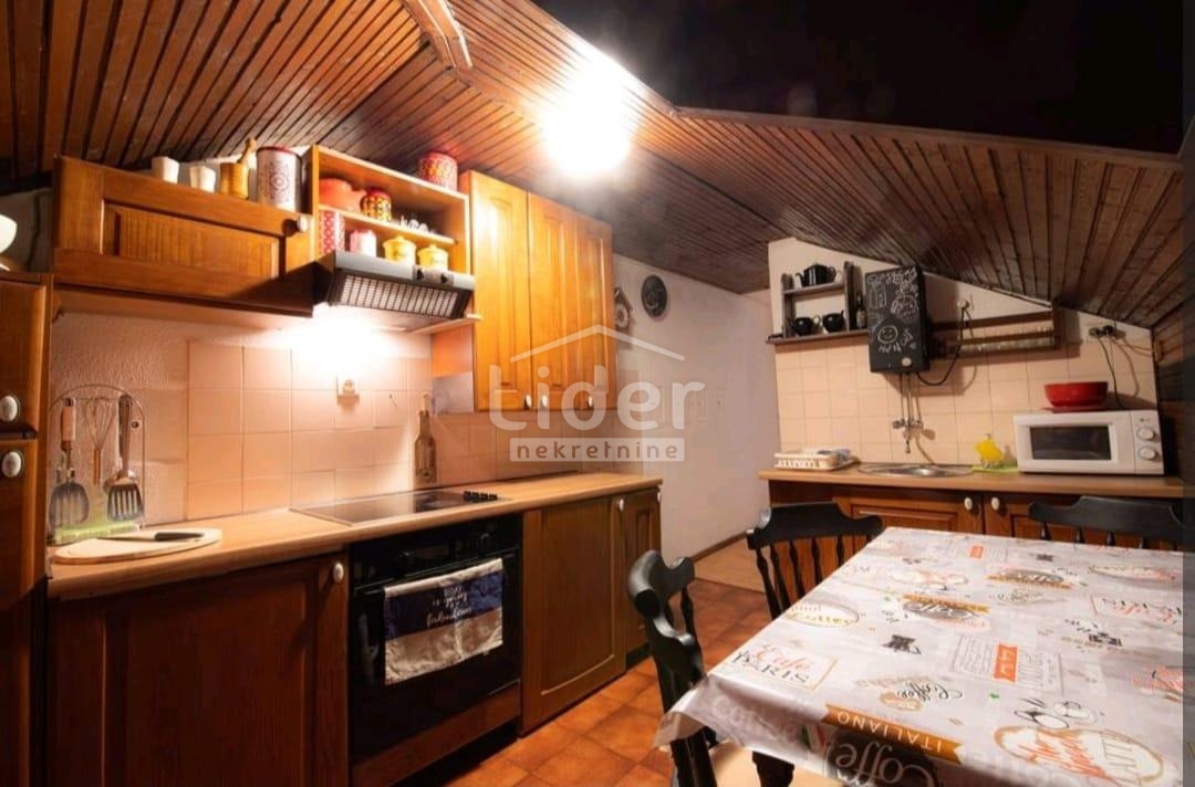 Stanovanje Pećine, 73m2