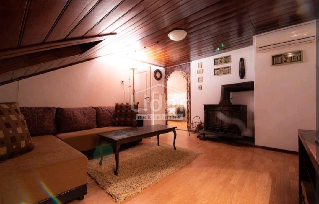 Stanovanje Pećine, 73m2