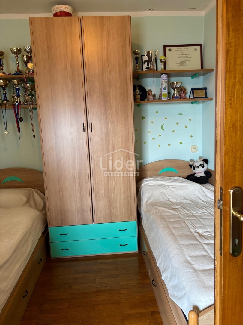 Stanovanje Marčeljeva Draga, 74m2