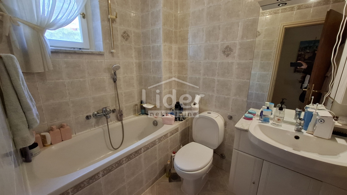 Stanovanje Marčeljeva Draga, 74m2