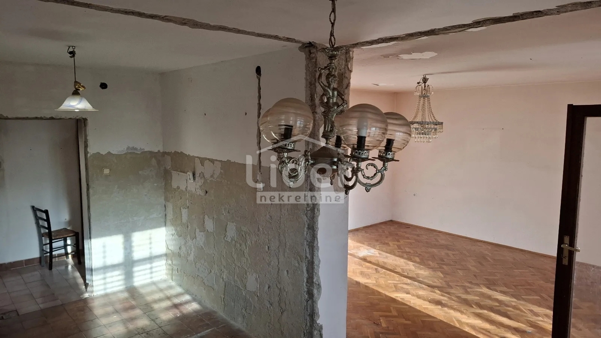 Hiša Kostrena, 230m2